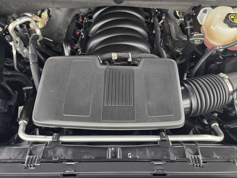 Used 2023 Chevrolet Tahoe RST w/ Sport Performance Package AWD/4WD image 35