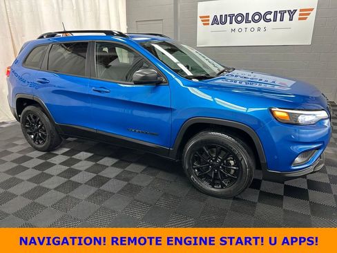 Used 2023 Jeep Cherokee Altitude Lux AWD/4WD image 1
