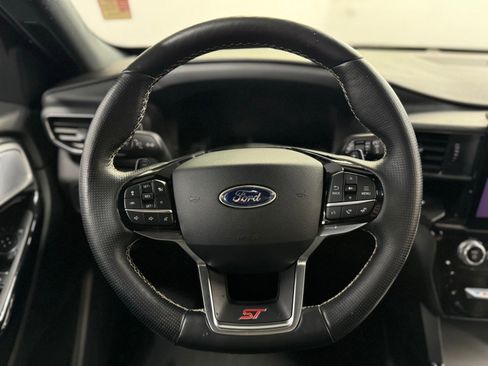 Used 2021 Ford Explorer ST w/ ST Street Pack image 17