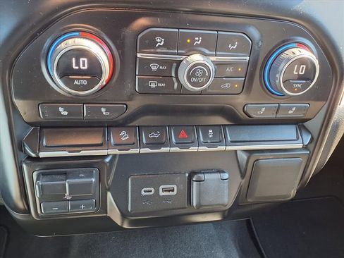 Used 2023 Chevrolet Silverado 2500 LT w/ Convenience Package image 20