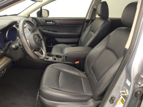 Used 2019 Subaru Outback 2.5i Limited image 17