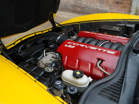 Used 2009 Chevrolet Corvette Coupe w/ Preferred Equipment Group image 31