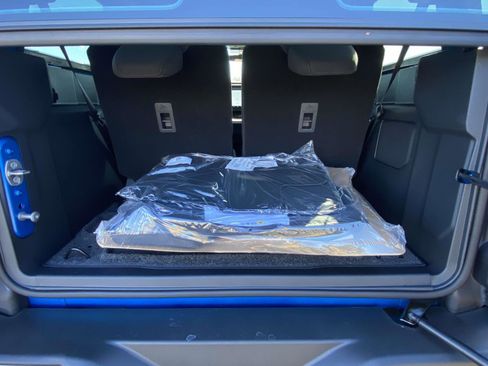 New 2025 Ford Bronco 2-Door image 8