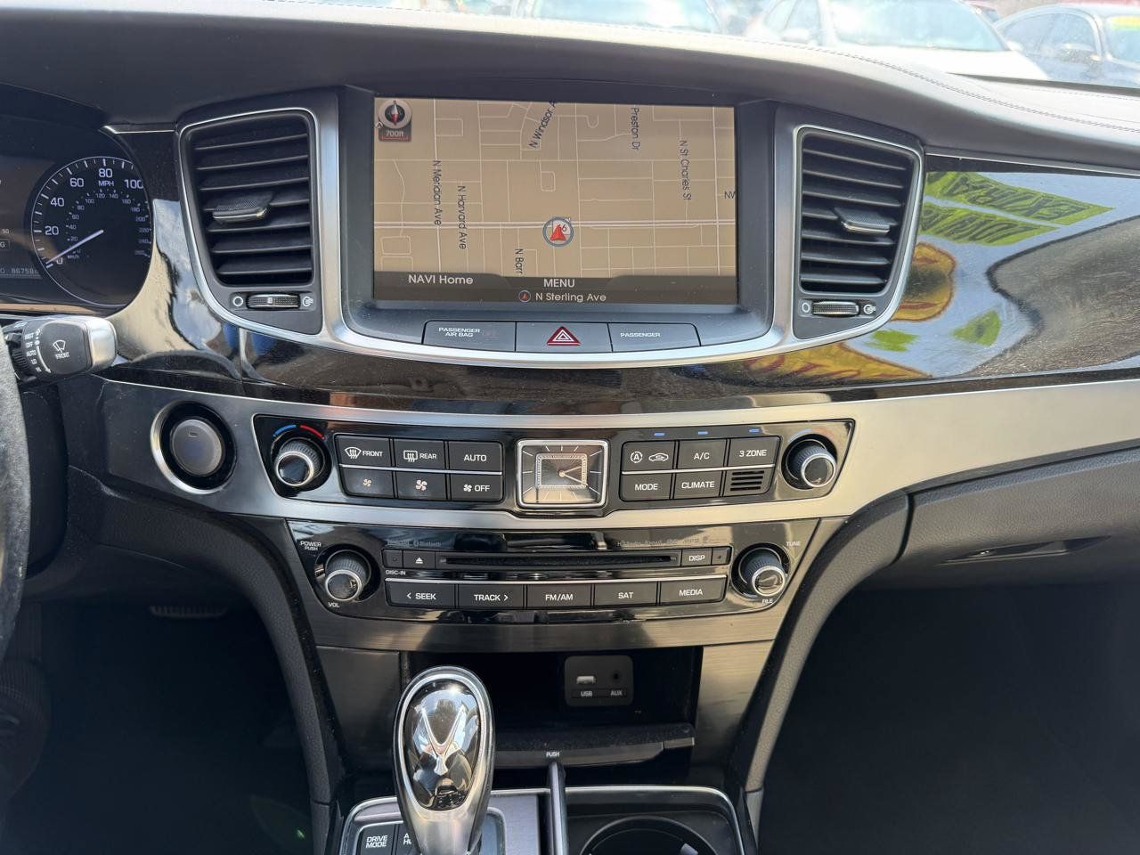Used 2016 Hyundai Equus Signature RWD image 16