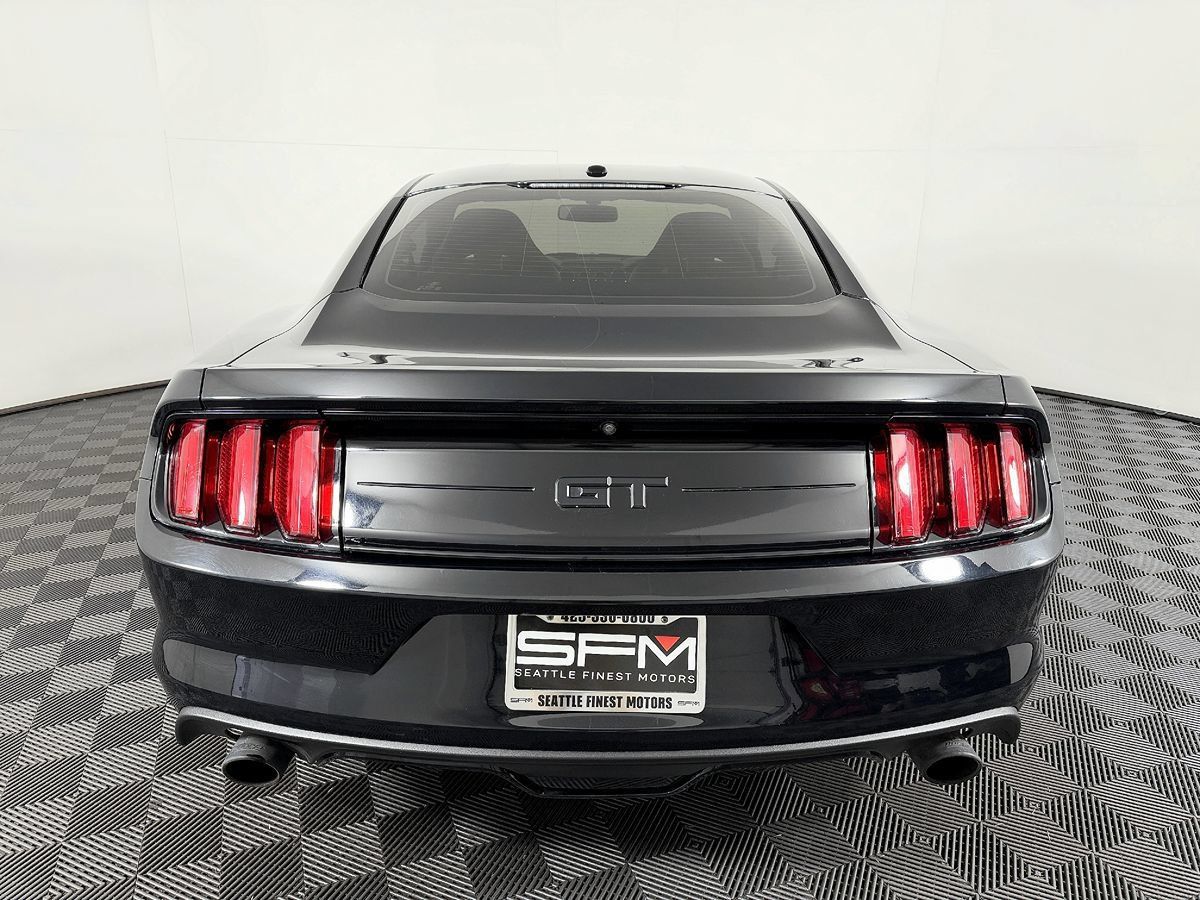 Used 2017 Ford Mustang GT Premium w/ GT Performance Package RWD image 10