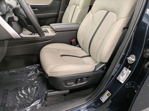 Used 2024 MAZDA CX-90 3.3 Turbo w/ Premium Package image 10