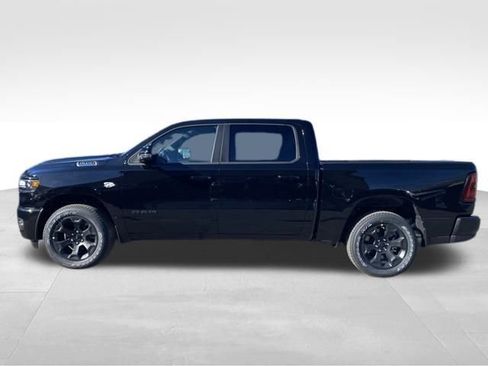 New 2026 RAM 1500 4x4 Crew Cab image 4