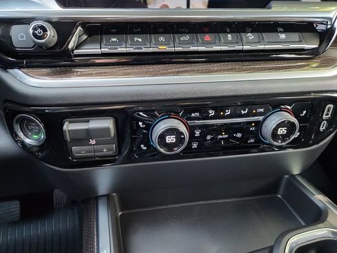 New 2026 Chevrolet Silverado 1500 RST AWD/4WD image 30
