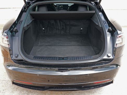 Used 2022 Tesla Model S AWD/4WD image 9