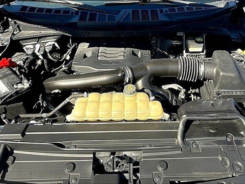 Used 2021 Ford F150 Platinum RWD image 11