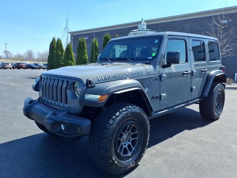 Used 2023 Jeep Wrangler Unlimited Sport AWD/4WD image 2