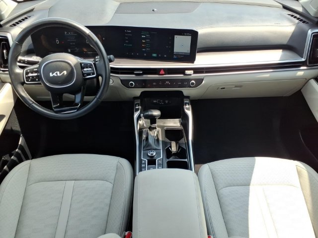 Used 2025 Kia Sorento S FWD image 18