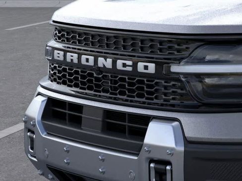 New 2025 Ford Bronco Sport Badlands image 17