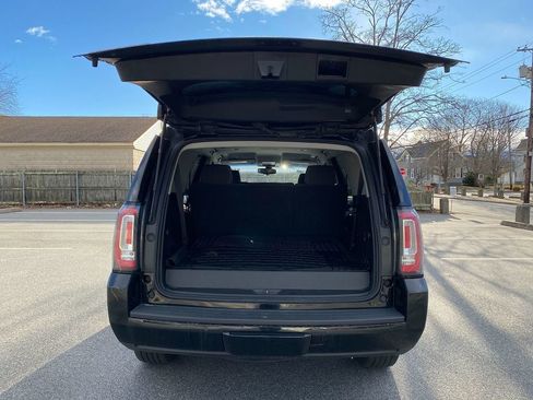 Used 2018 GMC Yukon SLE image 26