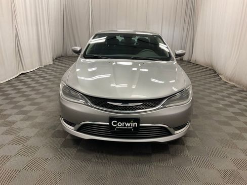 Used 2016 Chrysler 200 Limited FWD image 10