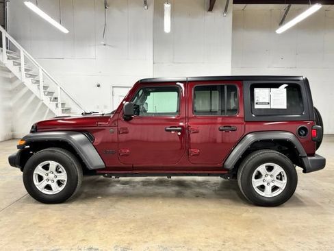 Used 2022 Jeep Wrangler Unlimited Sport AWD/4WD image 4