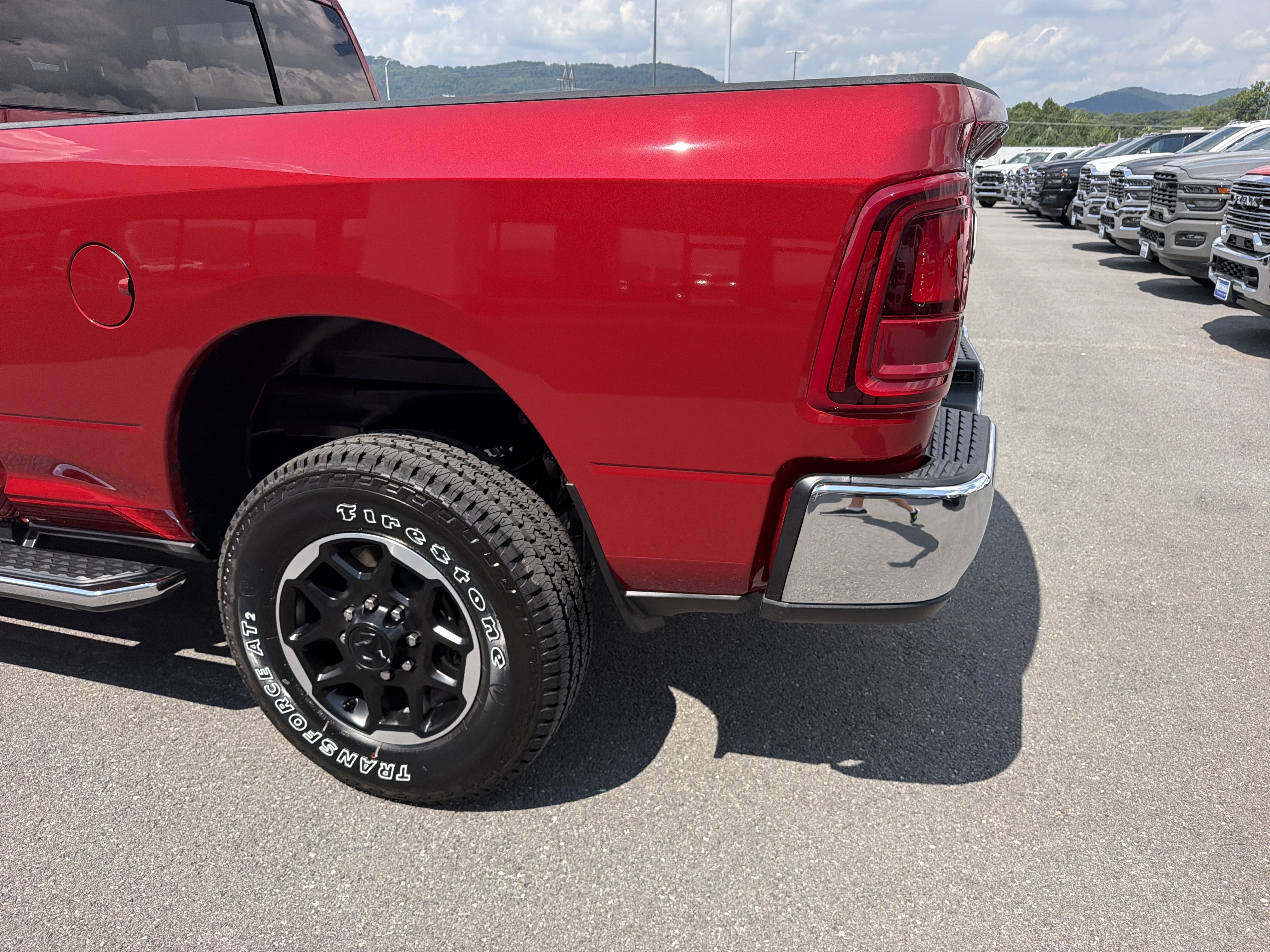 New 2027 RAM 2500 Laramie AWD/4WD image 9