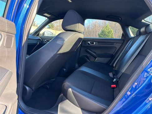 Used 2023 Honda Civic Sport image 12