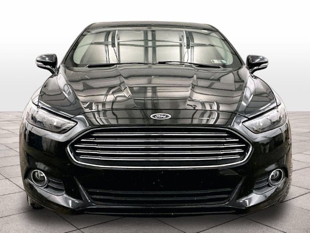 Used 2015 Ford Fusion SE w/ Equipment Group 202A FWD image 4