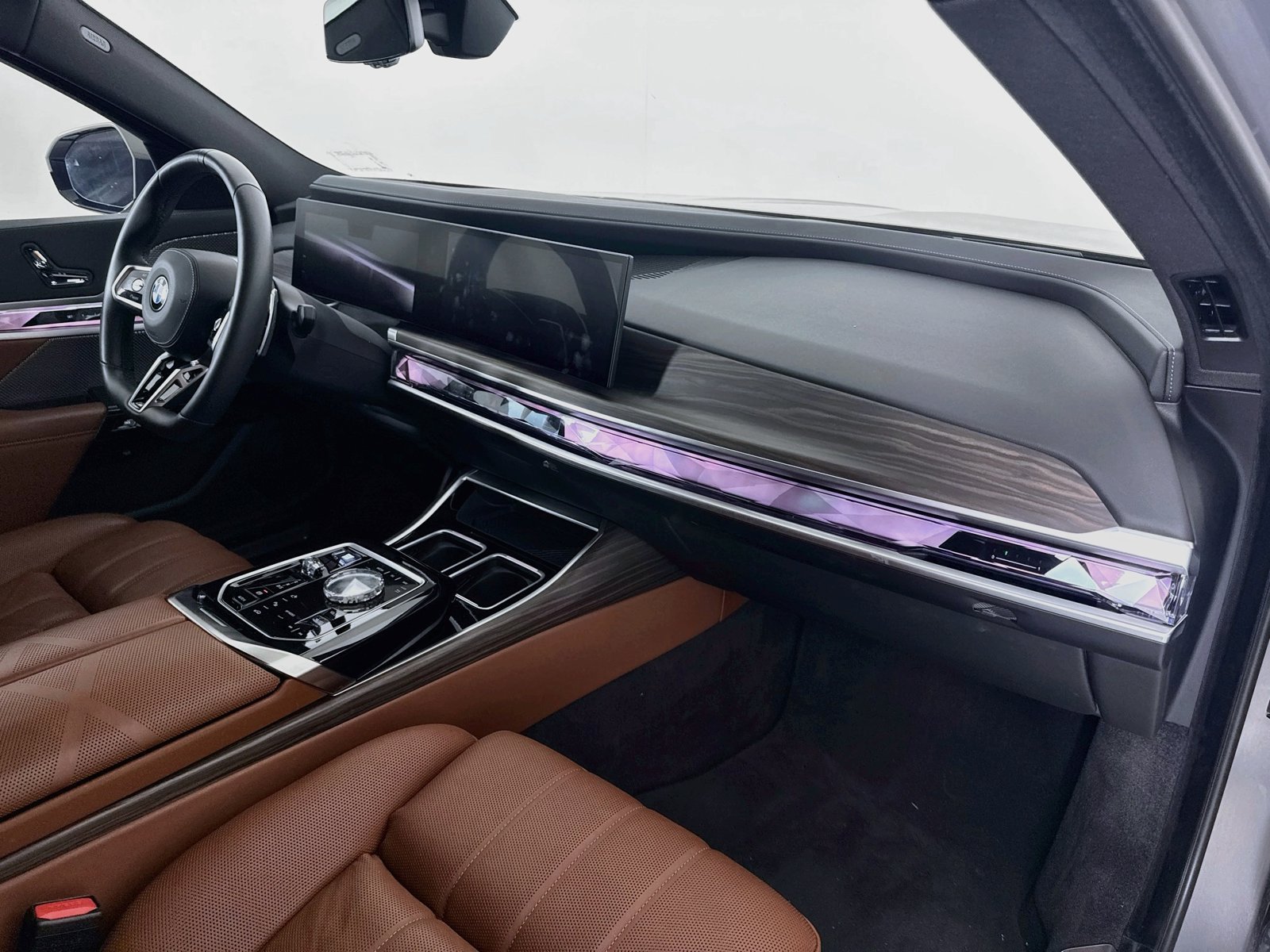 Used 2023 BMW 760i xDrive AWD/4WD image 8