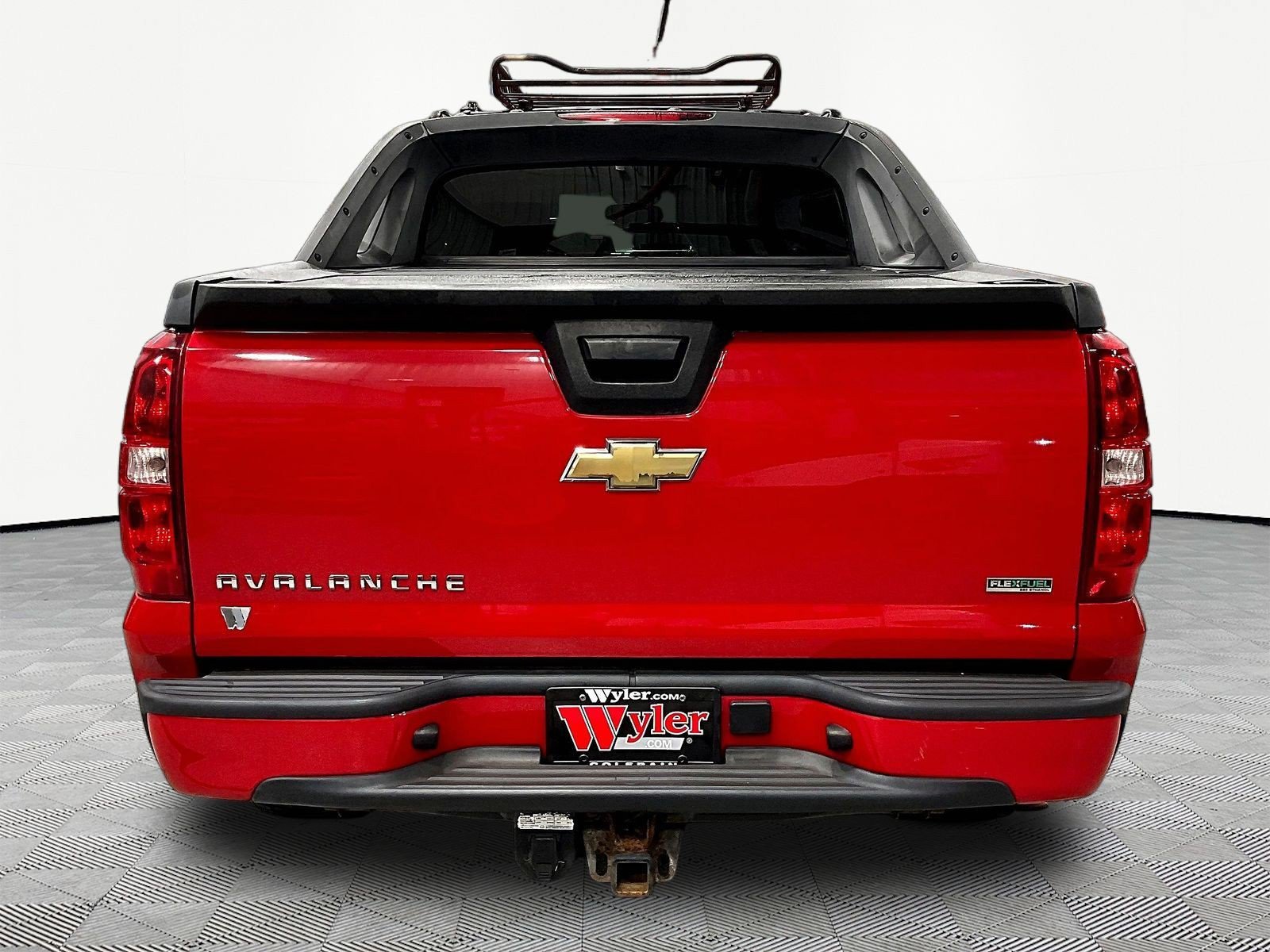 Used 2011 Chevrolet Avalanche LS RWD image 5