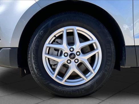 Used 2024 Ford Edge SEL AWD/4WD image 11