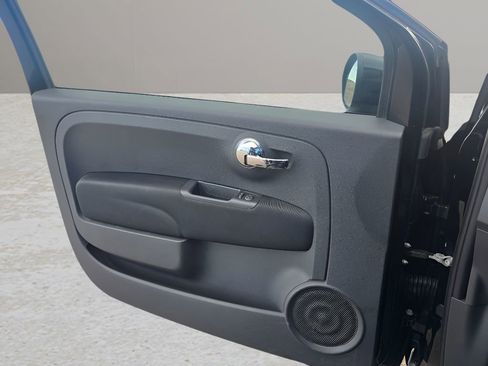 Used 2015 FIAT 500 Pop image 22