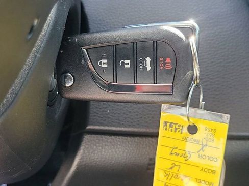Used 2026 Toyota Corolla LE FWD image 32