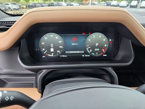New 2026 Land Rover Defender 110 X-Dynamic SE AWD/4WD image 15