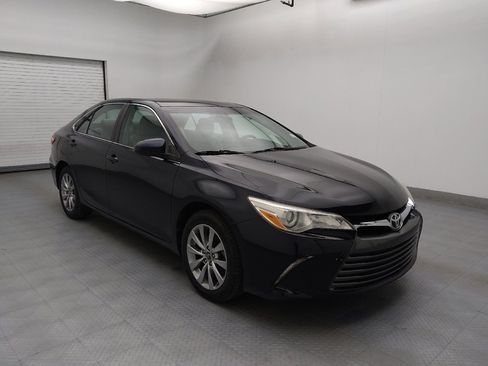 Used 2015 Toyota Camry XLE image 13