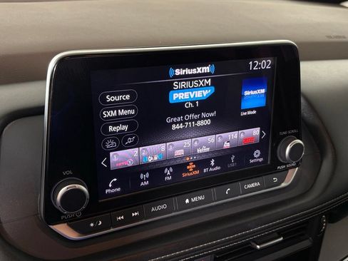 Used 2023 Nissan Rogue SV FWD image 22