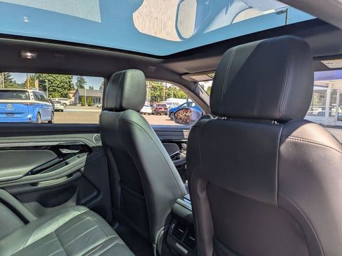 Used 2020 Land Rover Range Rover Evoque SE AWD/4WD image 39