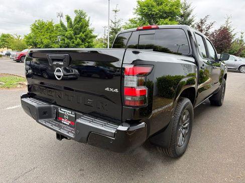 New 2026 Nissan Frontier SV w/ SV Convenience Package AWD/4WD image 7