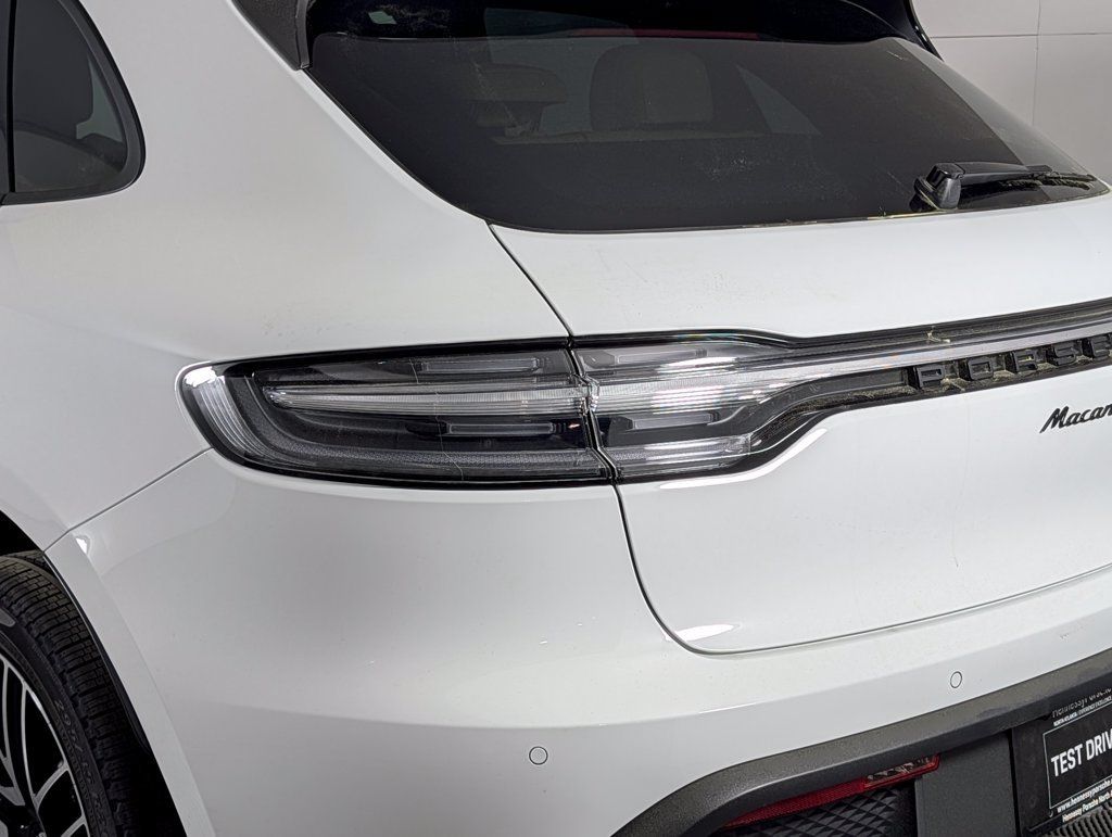 New 2026 Porsche Macan AWD/4WD image 16