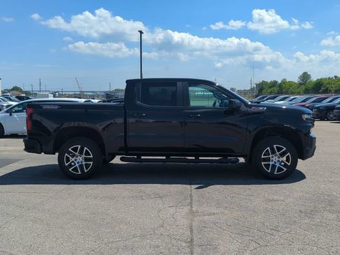 Used 2019 Chevrolet Silverado 1500 LT Trail Boss AWD/4WD image 2