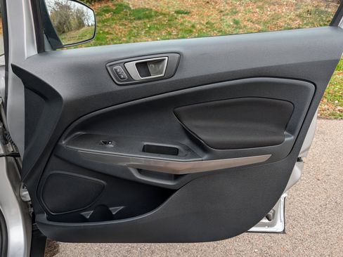 Certified 2021 Ford EcoSport SE w/ SE Convenience Package image 29