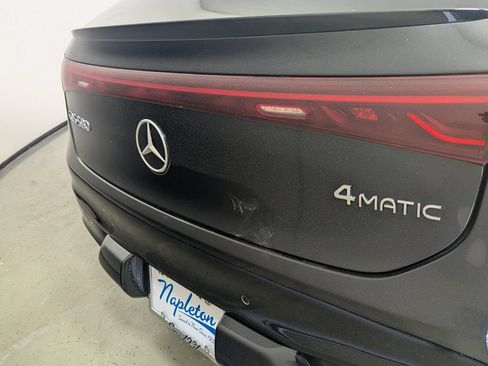 Used 2022 Mercedes-Benz EQS 580 4MATIC Sedan image 8