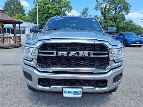 Used 2022 RAM 3500 Tradesman AWD/4WD image 9