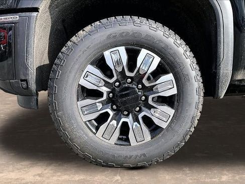New 2026 GMC Sierra 2500 Denali w/ Technology Package AWD/4WD image 11