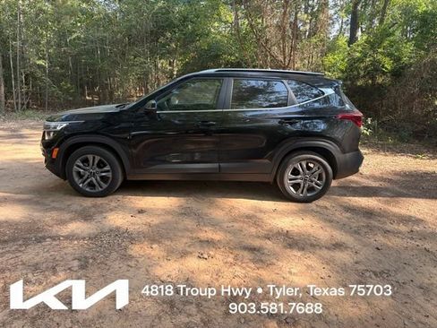 Used 2022 Kia Seltos S FWD image 7
