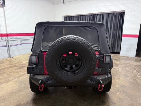 Used 2009 Jeep Wrangler X AWD/4WD image 8