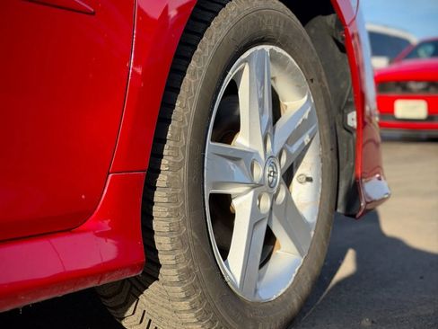 Used 2013 Toyota Camry SE image 23