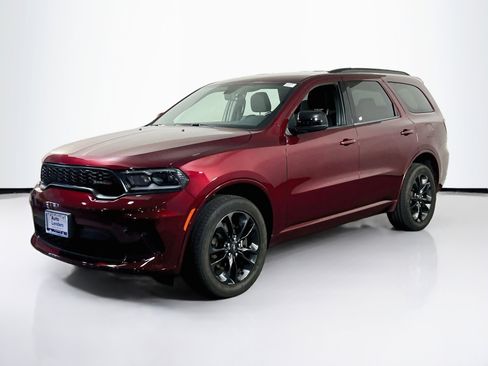 Used 2023 Dodge Durango GT w/ Blacktop Package AWD/4WD image 1