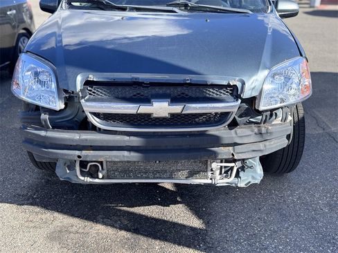 Used 2011 Chevrolet Aveo LT image 42