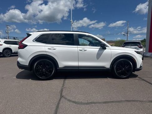 Used 2023 Honda CR-V Sport Touring image 4