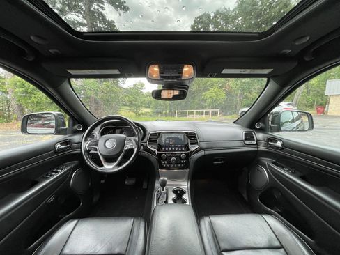 Used 2020 Jeep Grand Cherokee High Altitude AWD/4WD image 15