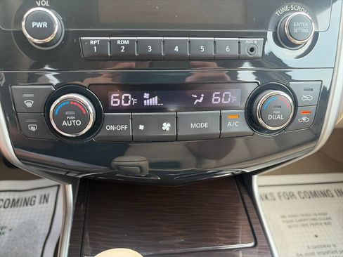 Used 2013 Nissan Altima 2.5 SL FWD image 18