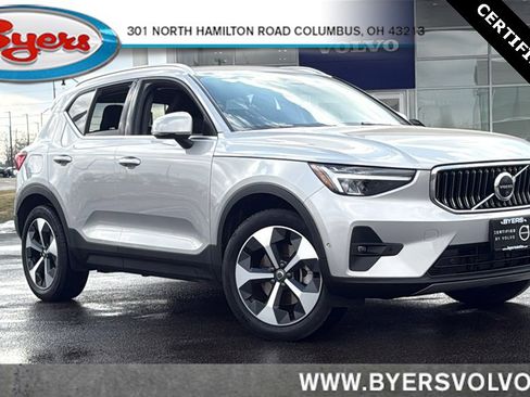 Certified 2025 Volvo XC40 B5 Plus image 1