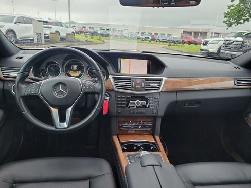 Used 2012 Mercedes-Benz E 350 Sedan image 11