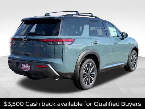 New 2026 Nissan Pathfinder Platinum AWD/4WD image 3